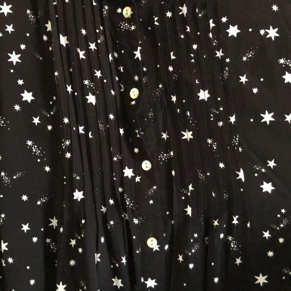 Star print maternity button up top - Picture 3 of 3